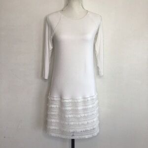 Bailey 44 Elegant Classic White T’Shirt Crochet Lace Skirt Summer Sheath Dress M